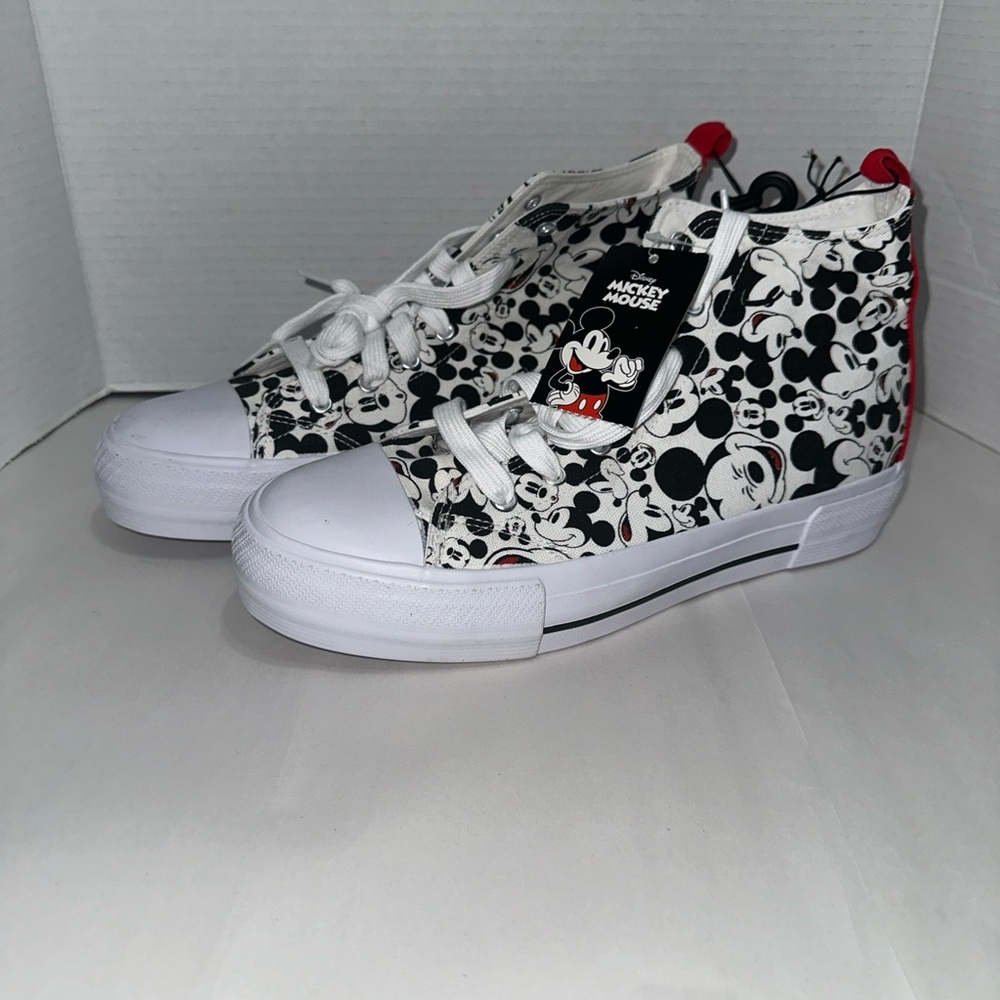 Disney Mickey Mouse Women’s Sneakers - Black, White, and Red Size 11